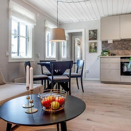 Nyrenoverat gårdshus Örnsköldsvik Eksteriør billede